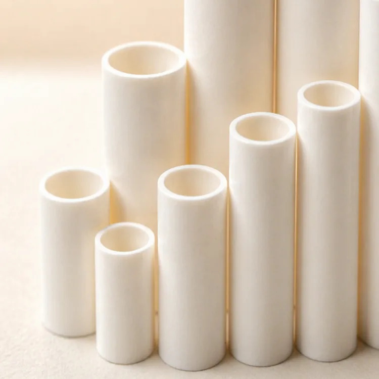 Hvidt PVC-rør til vandsystem